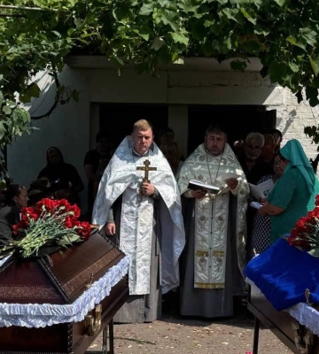 В Калиновке простились с братьями Мосейчуками, в похищении и убийстве которых подозревают военных