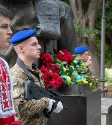 День Української Державності: на Закарпатті вшанували покоління, які боролися за право бути українцями