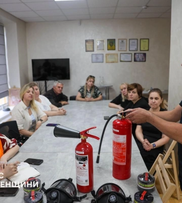 Працівників 24 соціальних закладів Рівненщини навчали діяти під час надзвичайних ситуацій