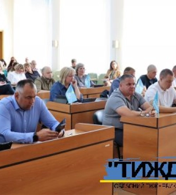 Двоє тростянецьких депутатів звернулися в раду про складання повноважень: задовольнили заяву одного