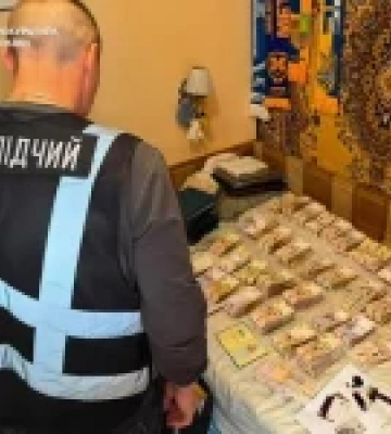 У Києві та Харкові викрили схему оформлення фіктивної інвалідності за 20 тисяч доларів