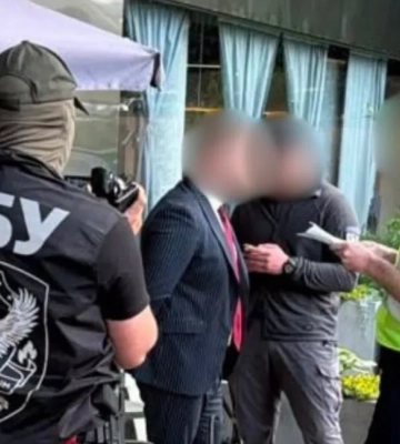 В Киеве адвоката задержали за обещание решить вопрос с судьей за 30 тысяч долларов