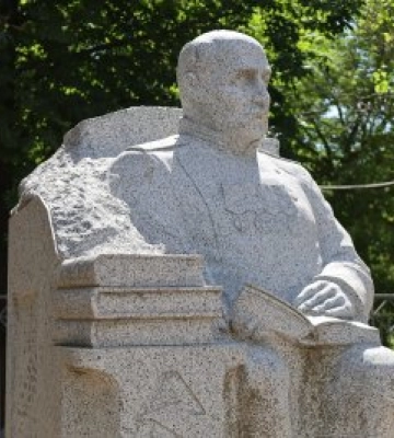 Видатний українець: у Миколаєві встановлюють пам’ятник Миколі Аркасу