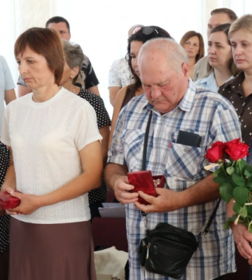 У громаді на Волині родинам полеглих захисників вручили державні нагороди