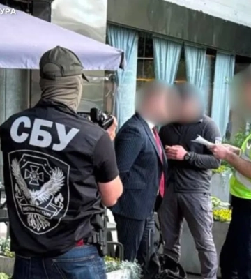 В Киеве задержали адвоката, который обещал «договориться» с судьей за 30 тысяч долларов