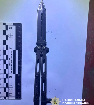 На Черкащині в обійсті затриманого за підріз чоловіка виявлено понад 400 кущів конопель, - поліція