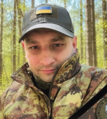 На щиті повертається додому: Мукачево прощатиметься з Героєм Василем Митровкою