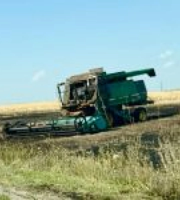 Росіяни б’ють FPV по АЗС, фурах і паливозаправниках