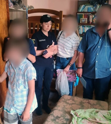 В Харькове 2-летнего мальчика госпитализировали в состоянии клинической смерти после удара током, из семьи изъяли детей - полиция