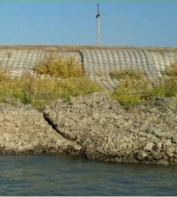 Уряд профінансував ремонт дамби на Дунаї