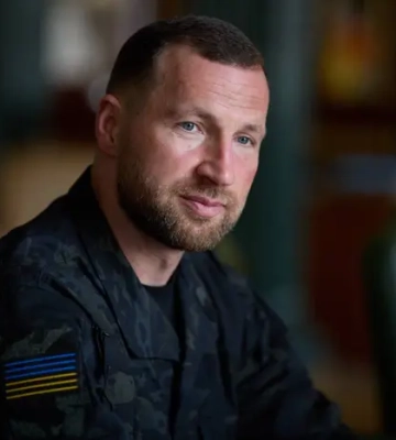 Призначення есбеушника Хмари на посаду міністра оборони. Чи правильно це?