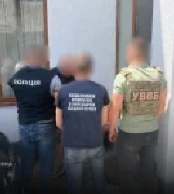 На Буковині викрили організатора незаконного виїзду чоловіків до Румунії за 10 тисяч євро