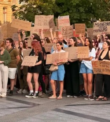 Во Львове около 500 человек во второй раз за день вышли на акцию в поддержку Федорова. ФОТОРЕПОРТАЖ