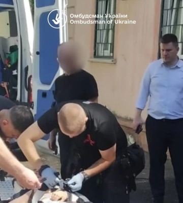 В Запорожье обнаружили "частное учреждение" в квартире, где под видом "ухода" за пожилыми людьми лишали достоинства - омбудсмен