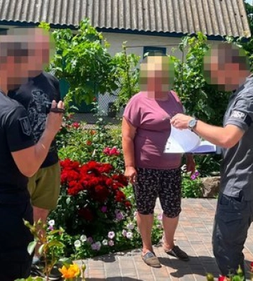 Паспорт РФ і 1,3 млн грн "бойових" виплат: викрито підполковника і його цивільну дружину, - ДБР. ВІДЕО+ФОТОрепортаж