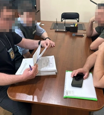 Паспорт РФ и 1,3 млн грн "боевых" выплат: разоблачены подполковник и его гражданская жена, - ГБР. ВИДЕО+ФОТОрепортаж