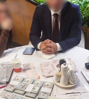 Обещал место в Раде за $160 000: в Киеве разоблачили политическую аферу