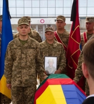 У Києві прощалися з литовським добровольцем Іґнасом Кайлюсом