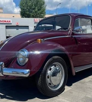 Volkswagen Beetle 1974 года выпуска продают по цене нового автомобиля
