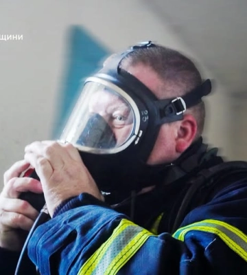 У Моршині під час пожежі в квартирі вогнеборці врятували 71-річну жінку