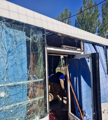 У Марганці рашисти атакували дроном автобус агрофірми: є загиблі та поранені, - голова Дніпропетровської ОВА
