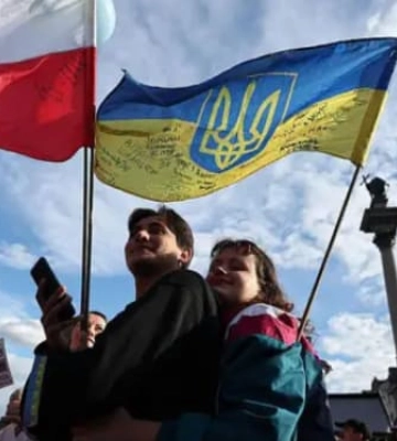 Почти половина поляков считают Украину ответственной за обострение отношений с Польшей, - опрос