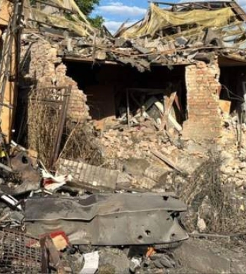 Россияне сбросили 2 КАБы на Запорожье: погиб полицейский, еще 13 человек ранены