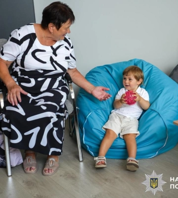 Світ дитинства та добрих історій: психологи поліції Рівненщини провели для дітей захисників кінозустріч