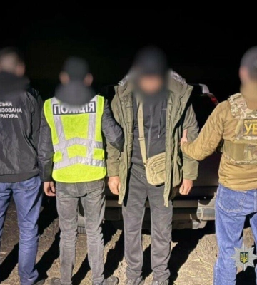 Не зміг купити втечу: на Одещині військовослужбовець попався під час передачі хабаря прикордоннику