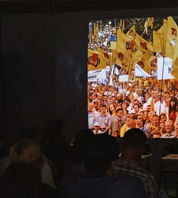 «Це фільм не лише про отруєння Ющенка, а й про інформаційну отруту». У Києві відбувся допрем’єрний показ нового епізоду «Помаранчевої епохи»