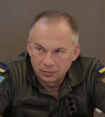 Комбригам приказали записать видео в поддержку Сырского — Стерненко