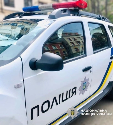 У Калуші поліцейський змушений був застрелити агресивного собаку, який покусав дитину