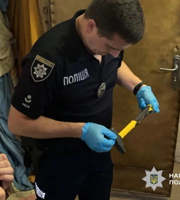 На Черкащині заґратовано чоловіка, якого підозрюють у безжальному вбивстві двох жінок