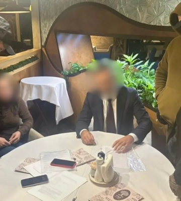 Мошенничество на депутатских амбициях: дело руководителя партии с аннулированной регистрацией передали в суд
