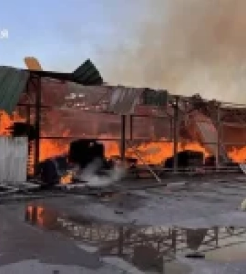 Масований удар БпЛА по Запоріжжю: двоє травмованих і масштабні пожежі