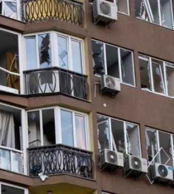 У Києві кількість постраждалих через масовану атаку РФ зросла до 17, одна загибла