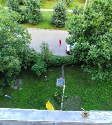 Трирічний хлопчик загинув після падіння з вікна п&amp;apos;ятого поверху в Харкові