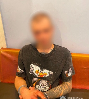 У Дніпрі затримано зловмисника, який металевою палицею побив людину та пограбував ії