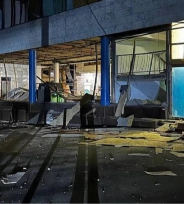 Рядом со станцией метро "Лукьяновская" в Киеве обустраивают временный наземный пешеходный переход – КГГА