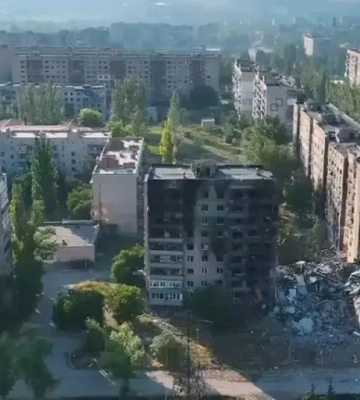 Везде руины и дым: появились кадры из прифронтовой Дружевки в Донецкой области