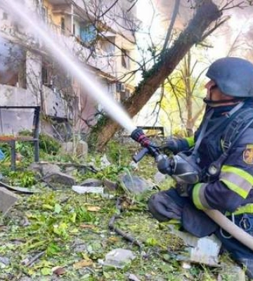 Росія вдарила по Павлограду: двоє загиблих, серед поранених – однорічна дитина