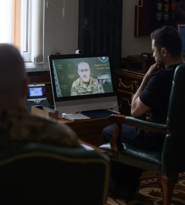 Зеленский обсудил с Николюком ситуацию вокруг Славянска, Константиновки и Дружковки и усиление бригад