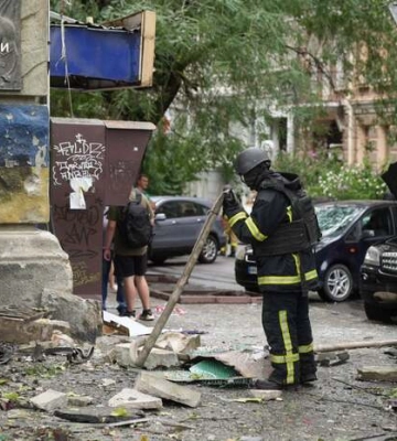 Росіяни вдарили по історичному центру Одеси — є постраждалі (, )
