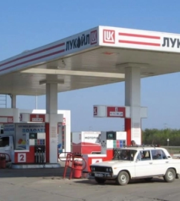 Паливна криза в росії: москву рятують поставками із Сибіру та білорусі