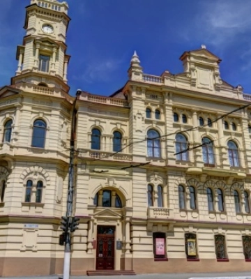 У Херсонському художньому музеї ідентифікували ще одну картину, викрадену росіянами