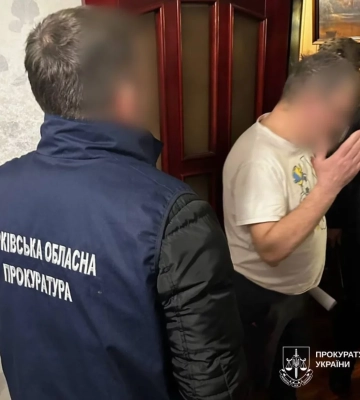 Решил вопрос с ТЦК за $3000: в Харькове будут судить экс-полицейского