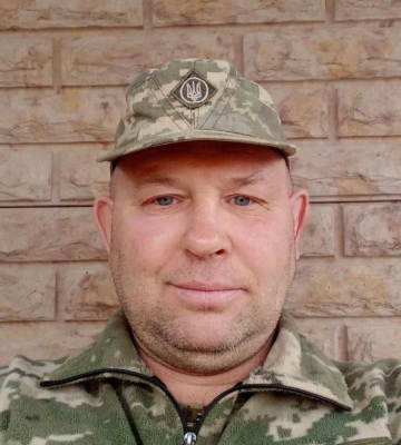 Два роки вважався зниклим безвісти: на Харківщині попрощаються з військовим