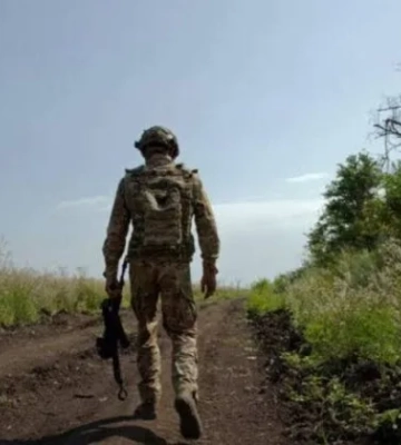 Дважды ушел в СЗЧ, а затем убил соседа: суд вынес приговор военнослужащему