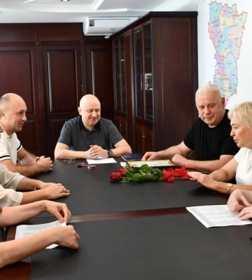 На Рівненщині з нагоди Дня бухгалтера та аудитора відзначили працівників податкової служби