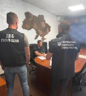 Службову особу підозрюють у привласненні 15 ноутбуків в одному із університетів Черкас